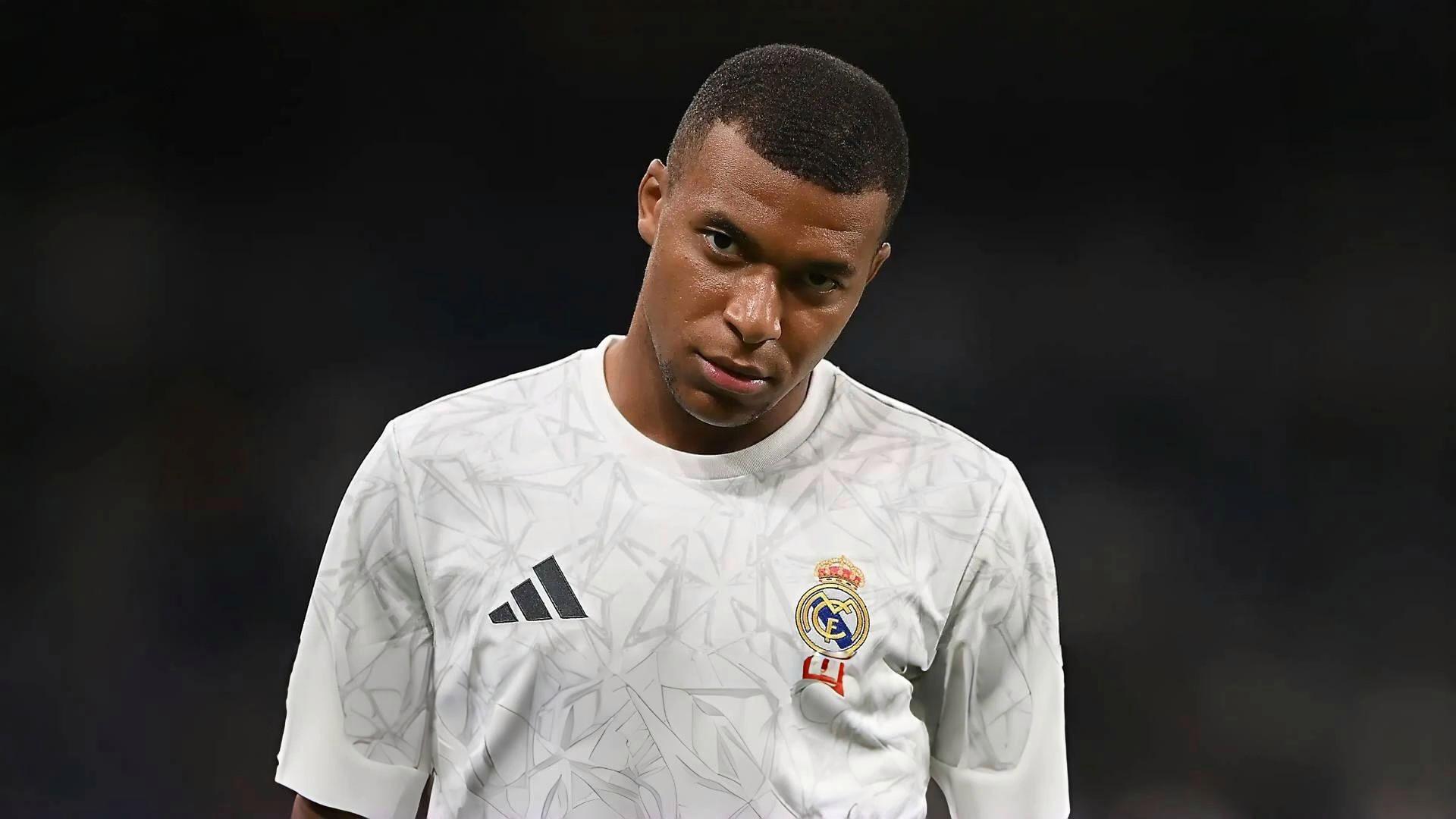 孟菲斯灰熊篮板制胜备战国王杯奥兰多魔术加时末段迎来里程碑，网友：姆巴佩在掘金比赛中大比分领先的简单介绍